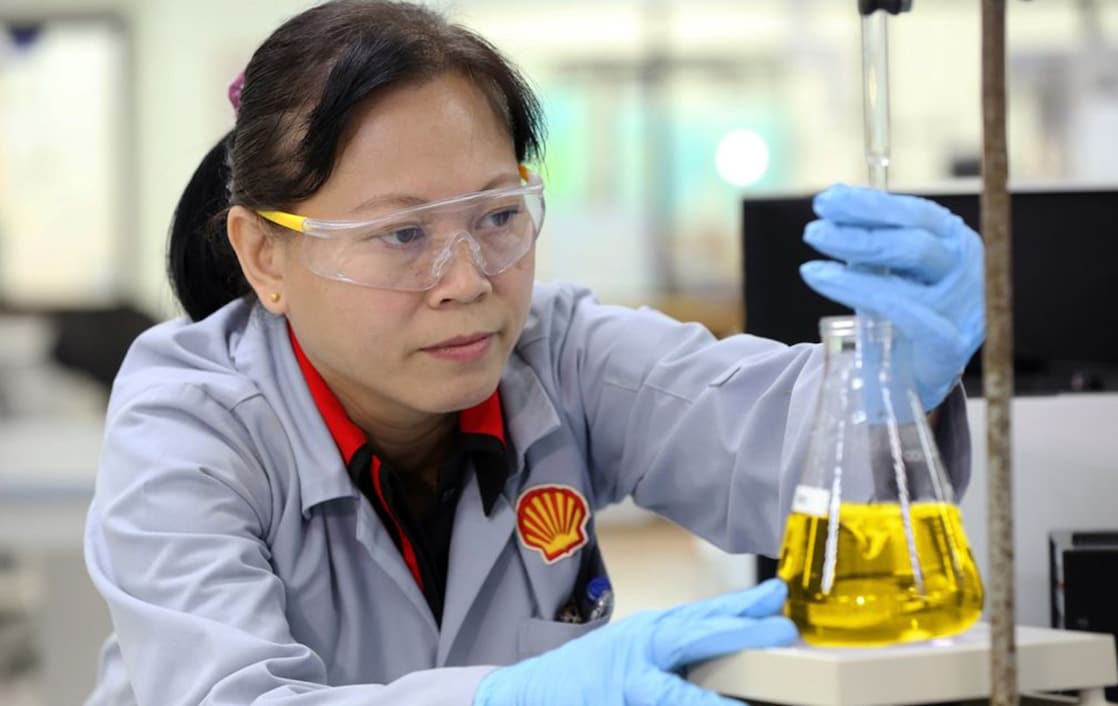 scientist1