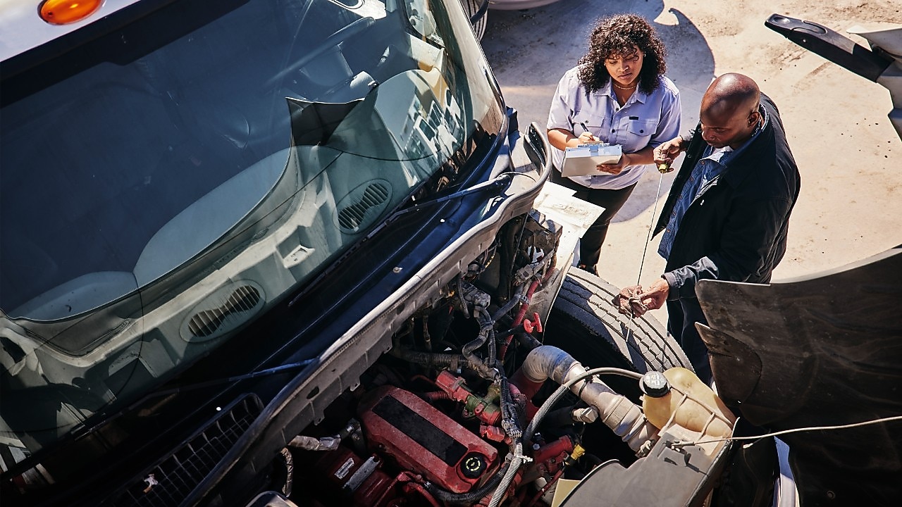 Stay up to date with the latest maintenance tips and oil analysis from experts.