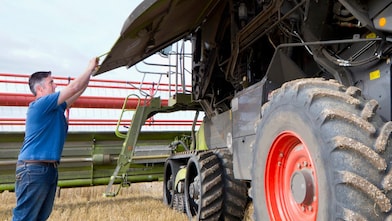 Shell Tractor Transmission and Hydraulic Fluids for Agriculture