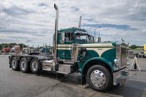 Photo of Todd S's vehicle, 1982  359