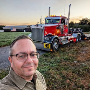 Mike Gaffin is one of the Shell Rotella® SuperRigs judges. the compition celebrates hardworking owner-operators from the U.S. and Canada.