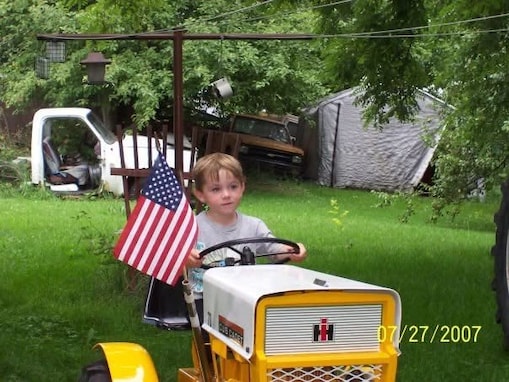 Michelle Rhoda 1963 Cub Cadet 70