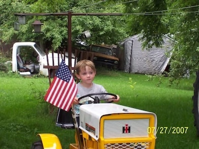 Michelle Rhoda 1963 Cub Cadet 70