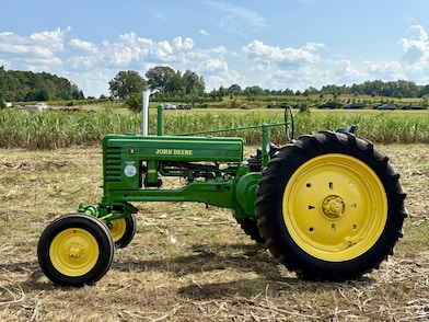 Corey Milford 1951 John deere BW